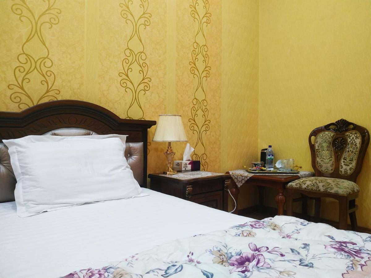 Happy House Hotel Salor Exterior photo