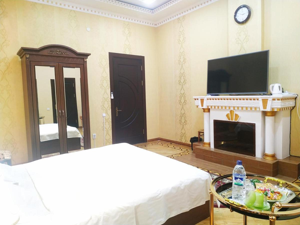 Happy House Hotel Salor Exterior photo